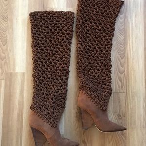 New Saint Laurent Soho Niki Suede Slouchy Boot, size 37